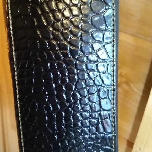 Liz Claiborne Luxury Black Bag - Picture 4 of 16